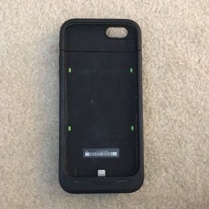 Black Mophie Charging case for Iphone 6/6s